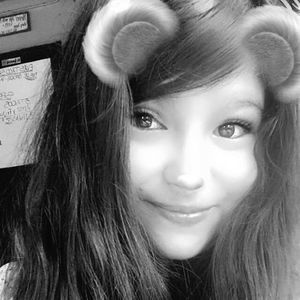 Meet your Posher, Angeles